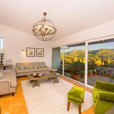 Arrábida Mountain House Casa de Férias *