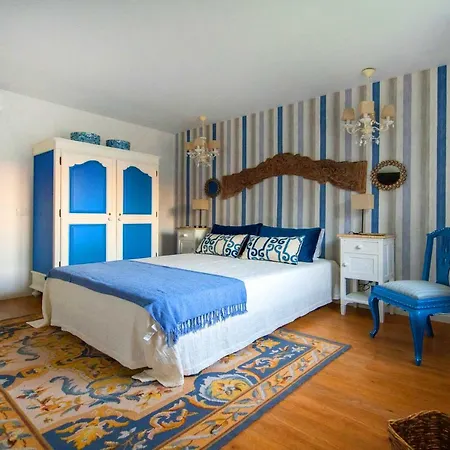 Arrábida Mountain House *