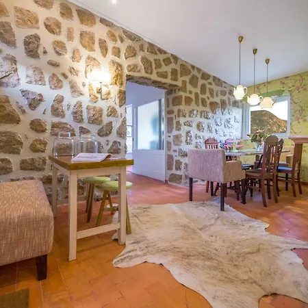 Arrábida Mountain House Casa de Férias *